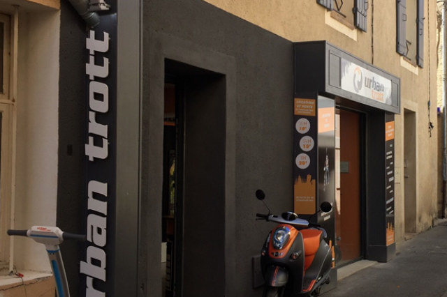 Signalétique magasin par webbycom, agence de communication à L'Isle sur la Sorgue.